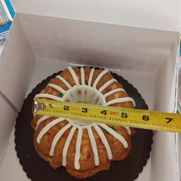 Supposedly 8 inch cake as sold. Supposedly 8 inch cake as sold.