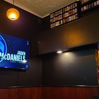 Pat's Tap - Caught a Wolves game! Awooo! - Pubs Near Me - Minneapolis, Minnesota