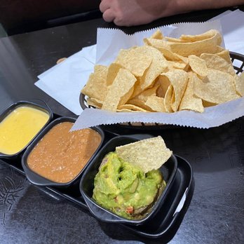 La Tequila Jalisco Restaurant - Chips, guacamole, refried beans and queso - Mexican Near Me - Rockport, Texas La Tequila Jalisco Restaurant - Chips, guacamole, refried beans and queso - Mexican Near Me - Rockport, Texas