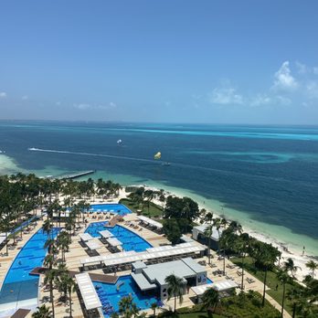 Riu Palace Peninsula - Hotels Near Me - Cancún, ROO