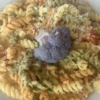Lighthouse - Lobster Mac - Breakfast & Brunch Near Me - Newport Beach, California