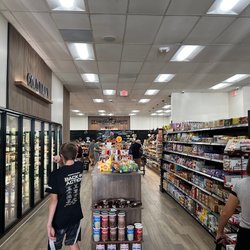 Grandridge Market - Store interior