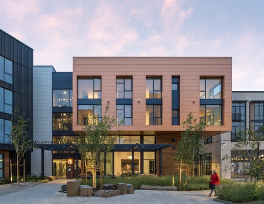 Mason on Mariposa by null