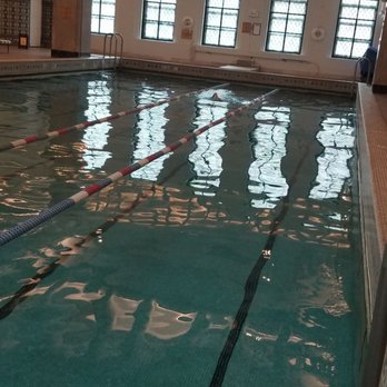 Intercontinental Hotel Pool - Hotels Near Me - Chicago, Illinois