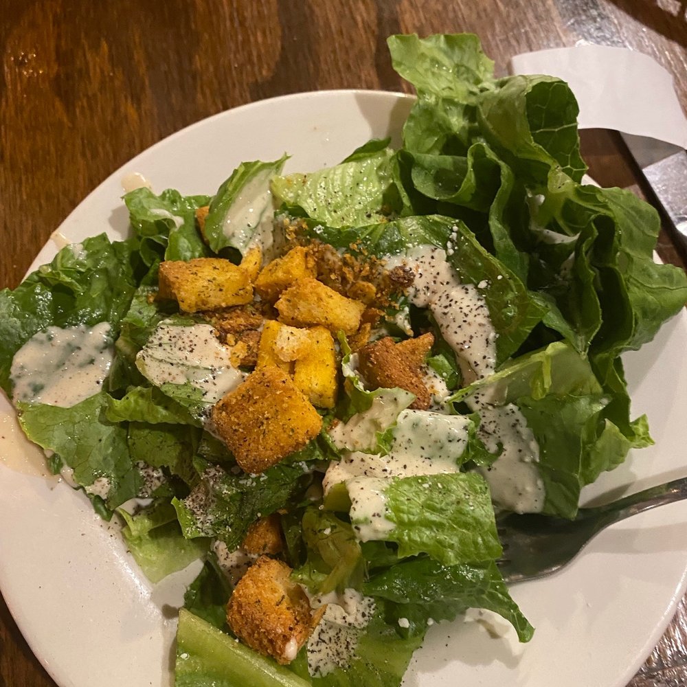 Spaghetti Warehouse - Syracuse - Classic Caesar Salad - Italian Near Me - Syracuse, New York Spaghetti Warehouse - Syracuse - Classic Caesar Salad - Italian Near Me - Syracuse, New York