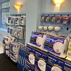 Self Storage 1 - Wrigleyville - Moving supplies