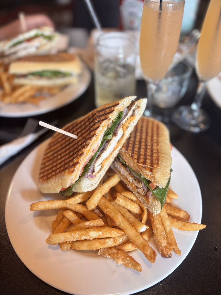 Ellie's Bistro