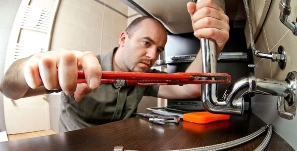 American Heating, Plumbing and Electric Service Logo