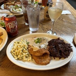 Berliner Kindl German Restaurant & Deli - Rahm Schnitzel