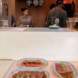 Pari Pari Handroll Bar