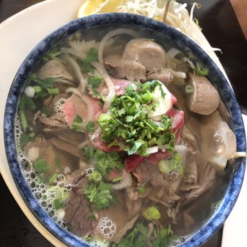 Viet House - House special pho, #17 - Vietnamese Near Me - Vancouver, British Columbia Viet House - House special pho, #17 - Vietnamese Near Me - Vancouver, British Columbia