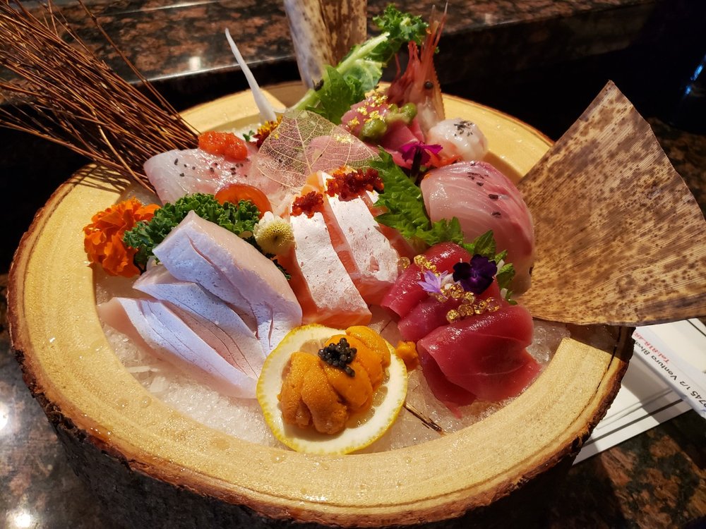 Chomp Rockin' Sushi