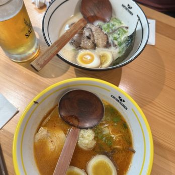KINTON RAMEN ROBSON - Ramen Near Me - Vancouver, British Columbia KINTON RAMEN ROBSON - Ramen Near Me - Vancouver, British Columbia