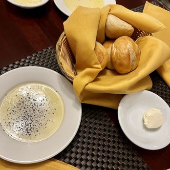 Fratelli - Bread - Italian Near Me - Alexandria, Virginia