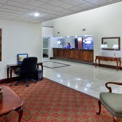 Holiday Inn Express & Suites Milledgeville