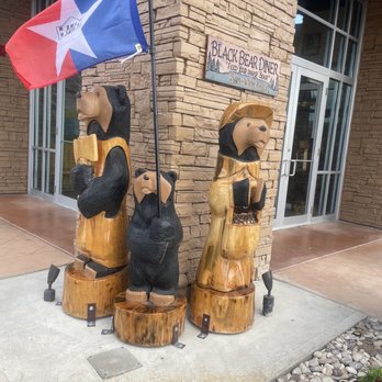 Black Bear Diner San Antonio City Base - Outside - Diners Near Me - San Antonio, Texas