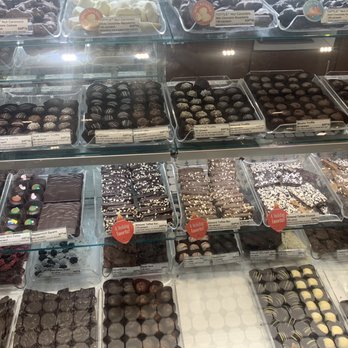 Kilwins Ice Cream - Chocolate - Fudge - Desserts Near Me - Alexandria, Virginia