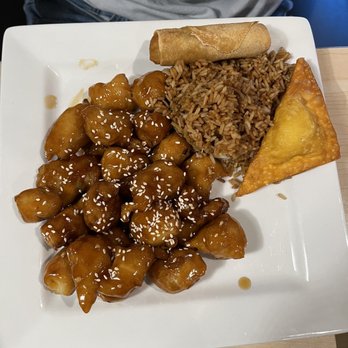 Bamboo Asian Kitchen - Seasame chicken lunch special - Chinese Near Me - Phoenix, Arizona Bamboo Asian Kitchen - Seasame chicken lunch special - Chinese Near Me - Phoenix, Arizona