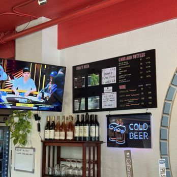 Sal's Pizzeria - Pizza Near Me - Cotati, California
