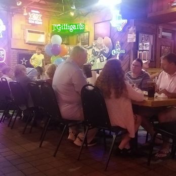 J Gilligan's Bar & Grill - Busy atmosphere - Sports Bars Near Me - Arlington, Texas J Gilligan's Bar & Grill - Busy atmosphere - Sports Bars Near Me - Arlington, Texas
