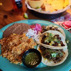 Ojos Locos Sports Cantina Southpark - Street tacos