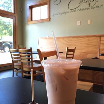 Sweet Cheats - Chai Tea Latte with free cake pop (chocolate dream) - Desserts Near Me - Atlanta, Georgia Sweet Cheats - Chai Tea Latte with free cake pop (chocolate dream) - Desserts Near Me - Atlanta, Georgia