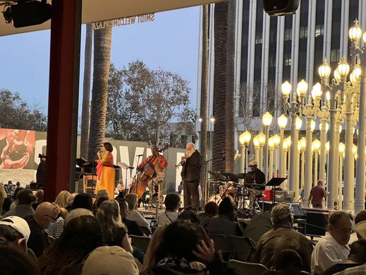5905 Wilshire Blvd by null