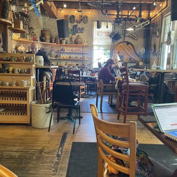 Mojo Coffee Gallery - Inside, seating, live music - Coffee & Tea Near Me - Minneapolis, Minnesota Mojo Coffee Gallery - Inside, seating, live music - Coffee & Tea Near Me - Minneapolis, Minnesota