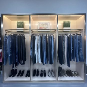 Vogue Secondhand Store - Women's Clothing Near Me - Las Vegas, Nevada Vogue Secondhand Store - Women's Clothing Near Me - Las Vegas, Nevada