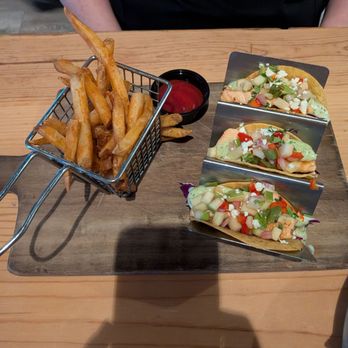 Ten Tavern - Salmon tacos and fries - American Near Me - Clovis, California Ten Tavern - Salmon tacos and fries - American Near Me - Clovis, California