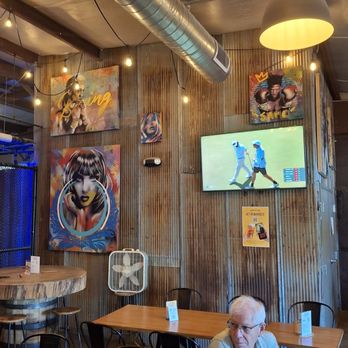Pigeon Head Brewery - More of the interior. It pleased me that there are only two TVs, so less distractions. - Breweries Near Me - Reno, Nevada Pigeon Head Brewery - More of the interior. It pleased me that there are only two TVs, so less distractions. - Breweries Near Me - Reno, Nevada