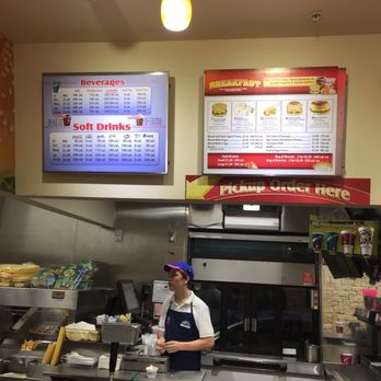 Braum's Ice Cream & Dairy Stores - Very clean and everyone is super friendly! - Fast Food Near Me - McKinney, Texas