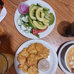 Meson Tropical - Ensalada con avocados