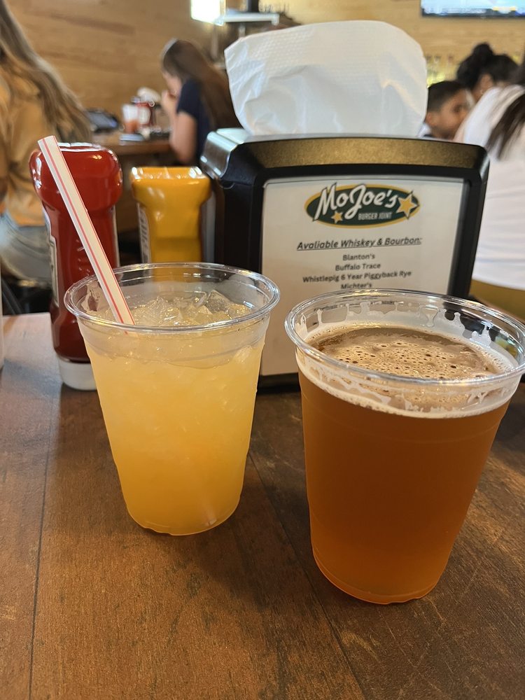MoJoe's Burger Joint