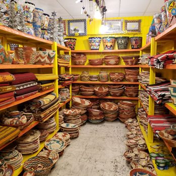 Camino 66 - Tons of rugs and crafts - Souvenir Shops Near Me - Albuquerque, New Mexico