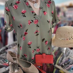 Trinkets & Togs