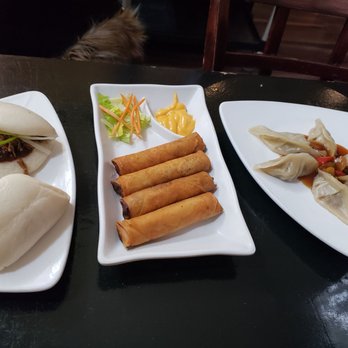 Bar-Ly Chinatown - Duck Bao, Cheesesteak spring rolls, and duck dumplings - Sports Bars Near Me - Philadelphia, Pennsylvania Bar-Ly Chinatown - Duck Bao, Cheesesteak spring rolls, and duck dumplings - Sports Bars Near Me - Philadelphia, Pennsylvania