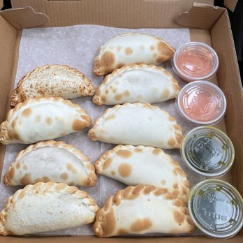 Che Cafe Empanadas Argentinas - Savory and sweet empanadas - Empanadas Near Me - Tucson, Arizona