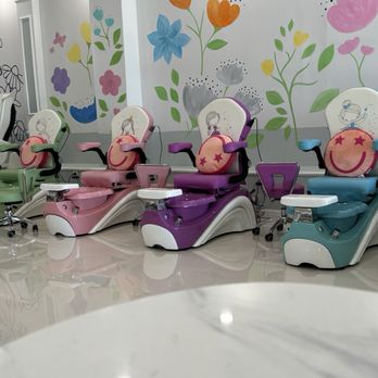 Blanc Nail Lounge - Kids section - Nail Salons Near Me - Raleigh, North Carolina Blanc Nail Lounge - Kids section - Nail Salons Near Me - Raleigh, North Carolina