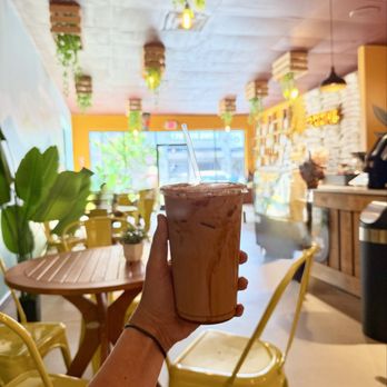 Cof & - Vanilla, honey and cinnamon latte - Coffee & Tea Near Me - Kennesaw, Georgia