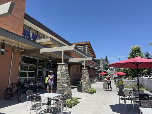 Market of Choice Bend by null