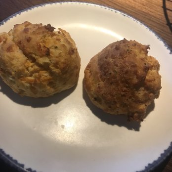 Red Lobster - Cheese bread. What they are known for. - Seafood Near Me - Stockton, California