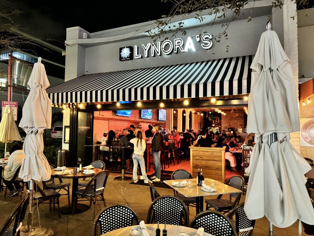 Lynora's