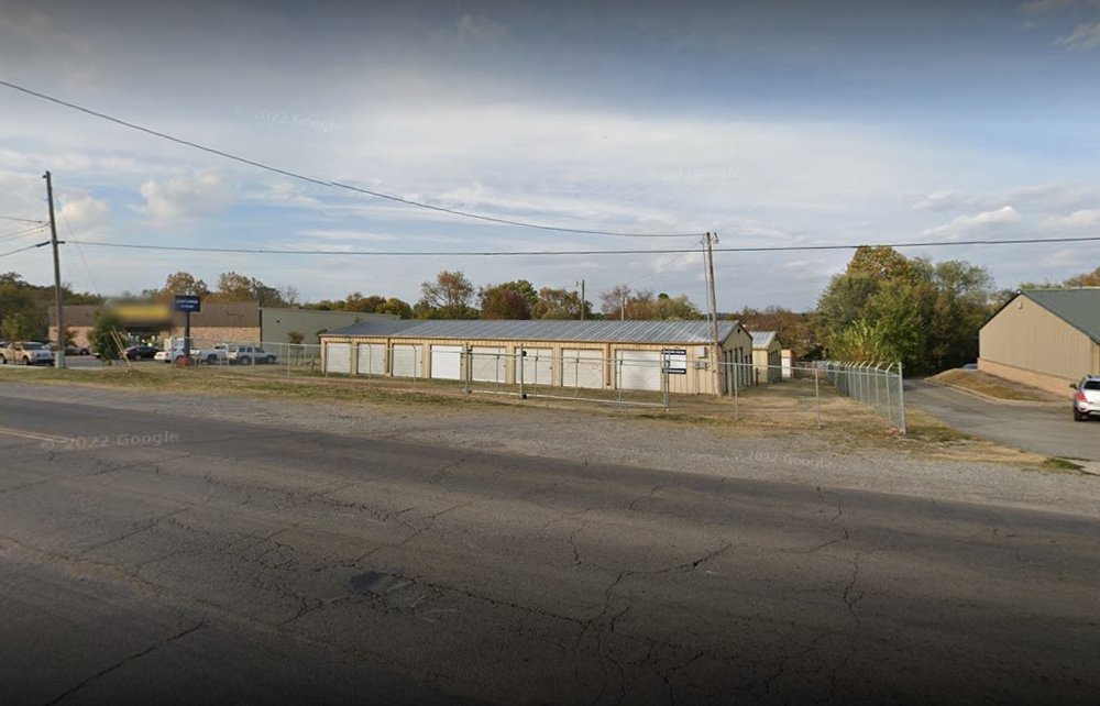 SHOCK’S STORAGE Updated August 2024 Request a Quote 932 W Choctaw