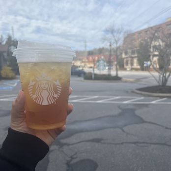 Starbucks - Green tea - Coffee & Tea Near Me - Asheville, North Carolina