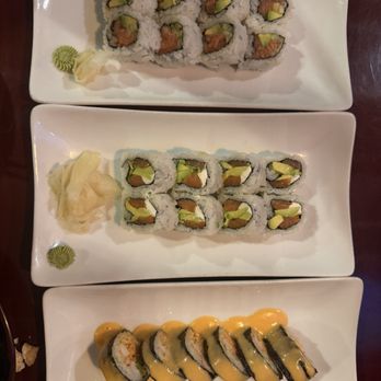 Itoko Sushi & Ramen - Spicy Salmon Roll Philadelphia Roll Spicy Shrimp Roll - Sushi Bars Near Me - Watauga, Texas Itoko Sushi & Ramen - Spicy Salmon Roll Philadelphia Roll Spicy Shrimp Roll - Sushi Bars Near Me - Watauga, Texas