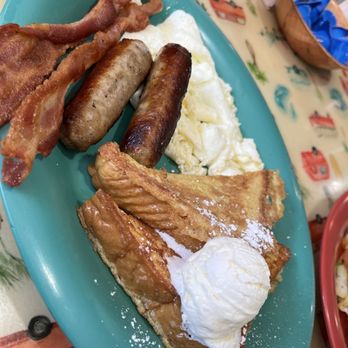The Potholder Cafe - 2 Egg Breakfast - Breakfast & Brunch Near Me - Long Beach, California The Potholder Cafe - 2 Egg Breakfast - Breakfast & Brunch Near Me - Long Beach, California
