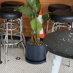 Bodega - Seated and planted