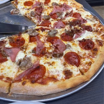 Pina's Pizza - Meat lovers pizza - Pizza Near Me - Miami, Florida