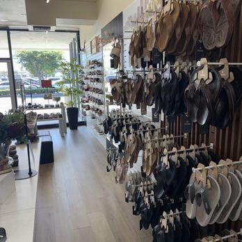Birkenstock Costa Mesa - Shoe Stores Near Me - Costa Mesa, California Birkenstock Costa Mesa - Shoe Stores Near Me - Costa Mesa, California